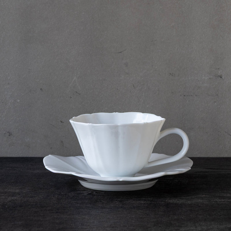 ●25-YM-45 White Porcelain Saucer
