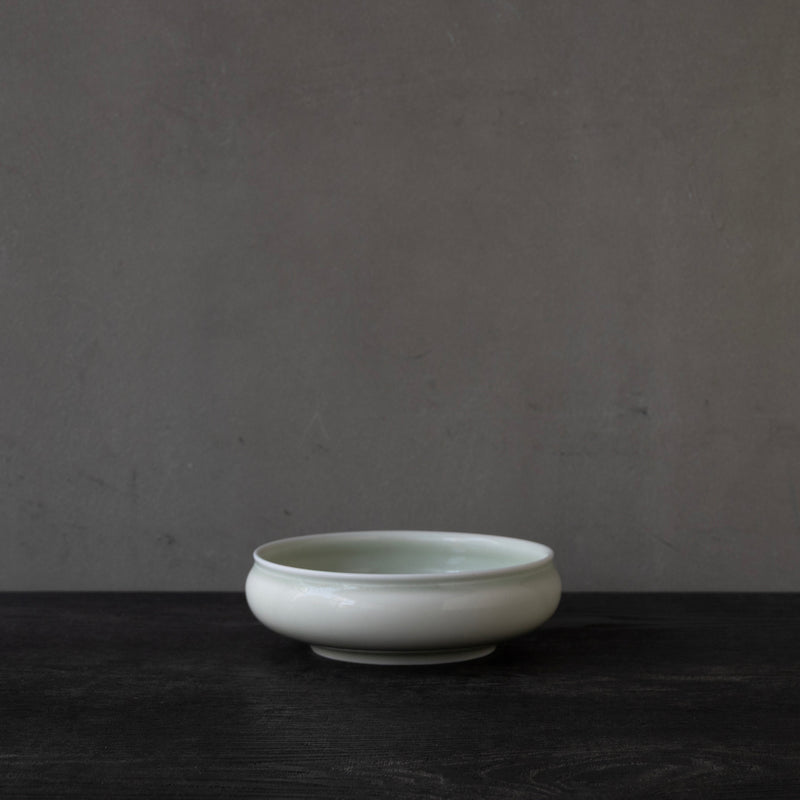 ●25-YM-72 Celadon Flat Bowl