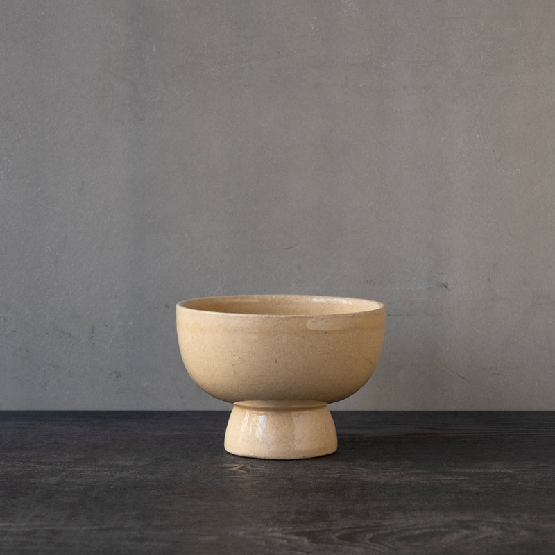 ●25-YM-89 Large Pedestal Bowl