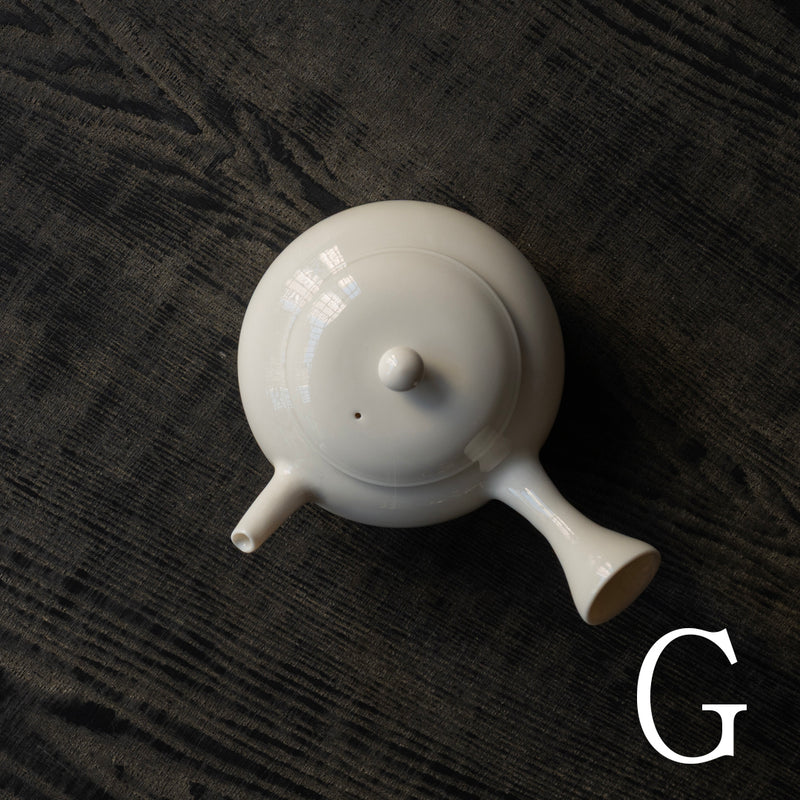 ●25-YM-14 Hoin Japanese Teapot