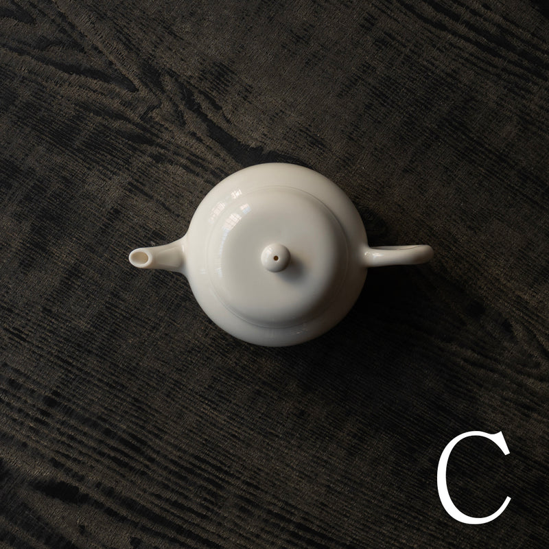 ●25-YM-15 Hoin Chinese Small Teapot