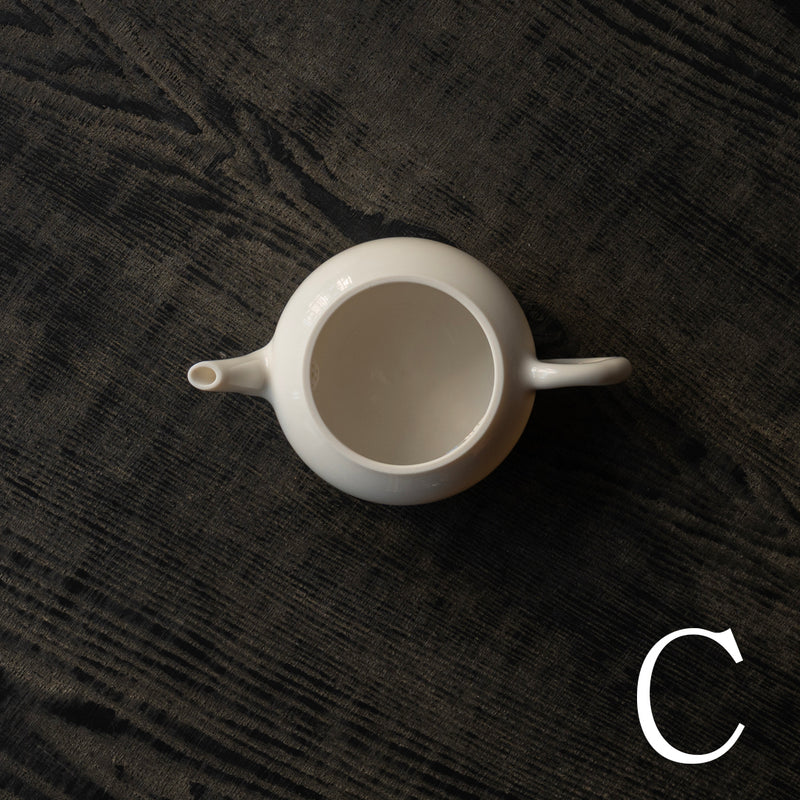 ●25-YM-15 Hoin Chinese Small Teapot