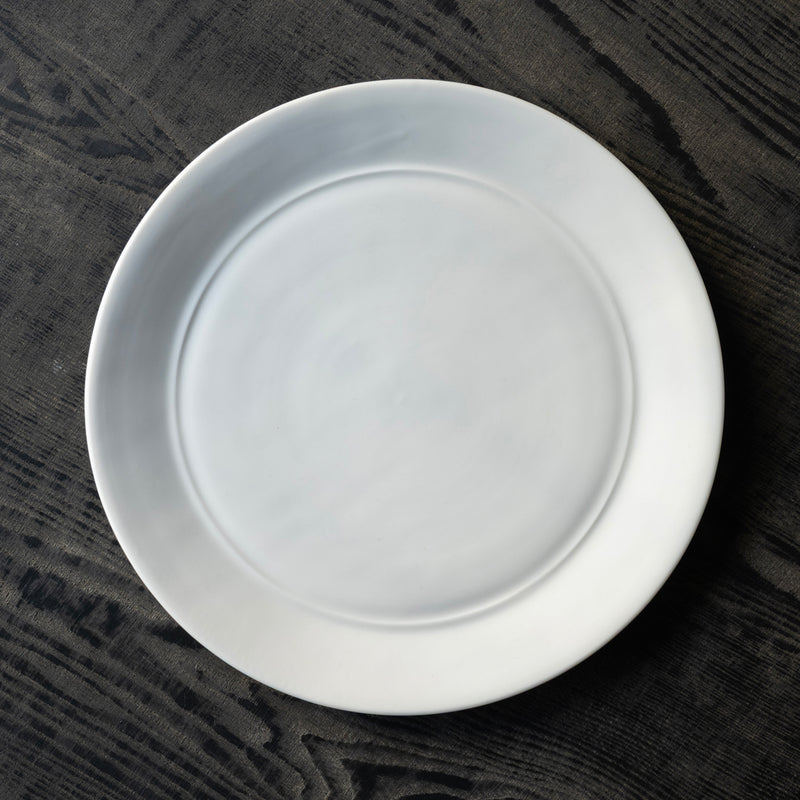 ●25-YM-26 White Porcelain Plate
