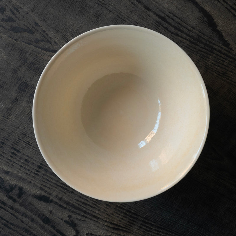 ●25-YM-84 Light beige Celadon Bowl L