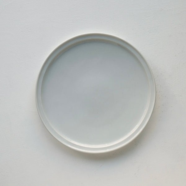 ●25-YM-27 White Porcelain Plate