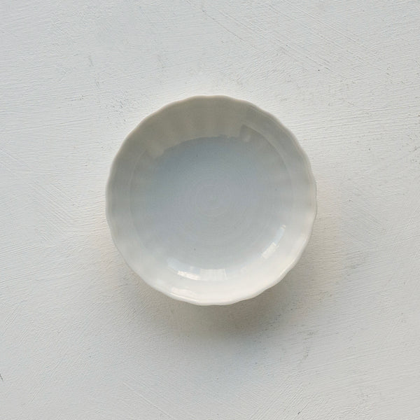 ●25-YM-31 White Porcelain Saucer