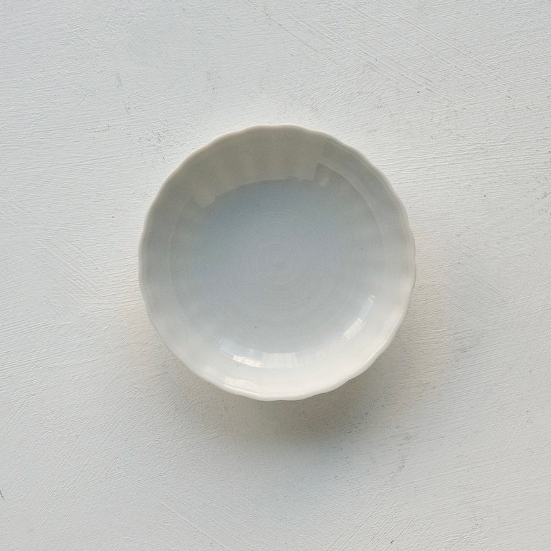 ●25-YM-31 White Porcelain Saucer