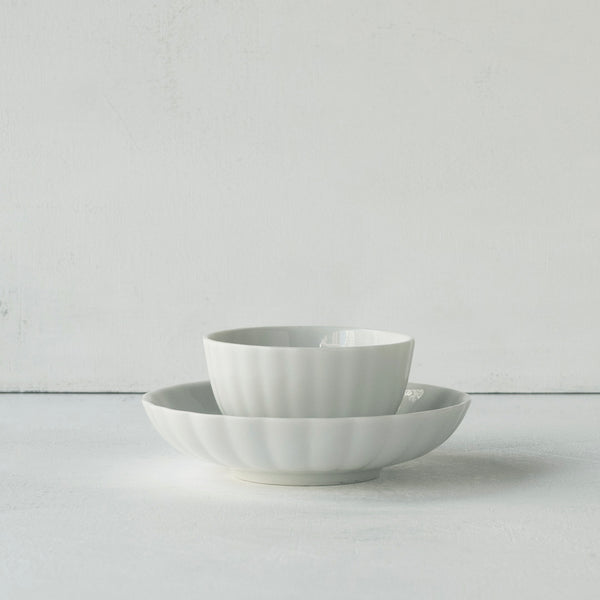 ●25-YM-31 White Porcelain Saucer