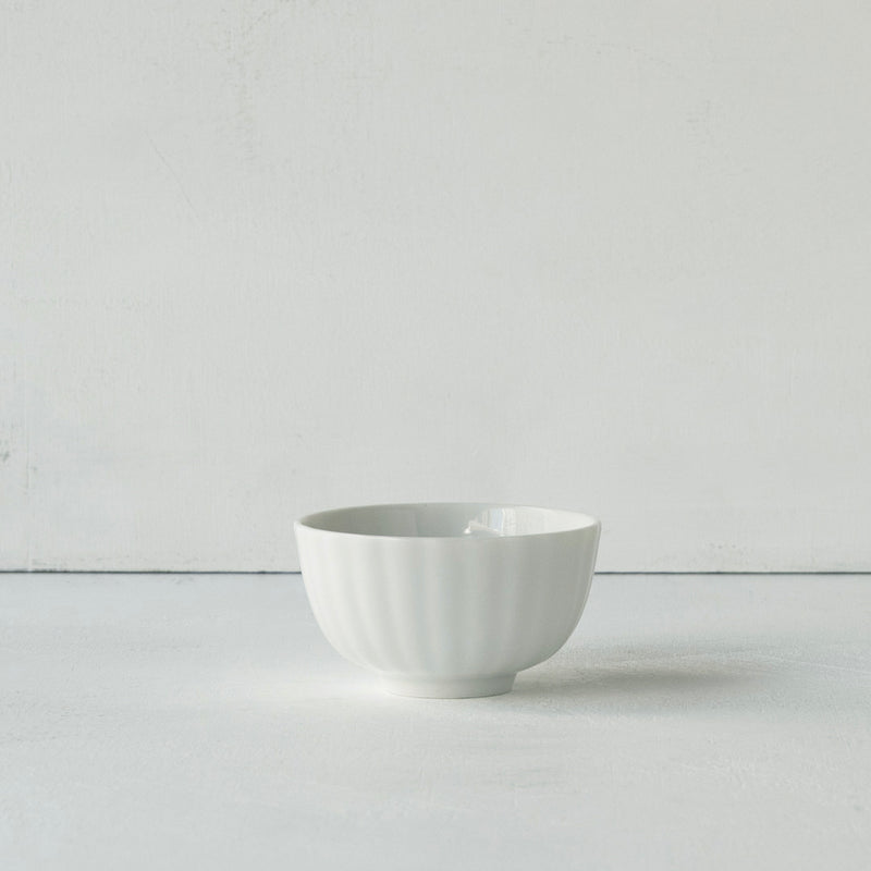 ●25-YM-30 White Porcelain Tea Bowl