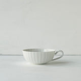 ●25-YM-37 White Porcelain Tea Cup
