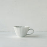 ●25-YM-46 White Porcelain Tea Cup S