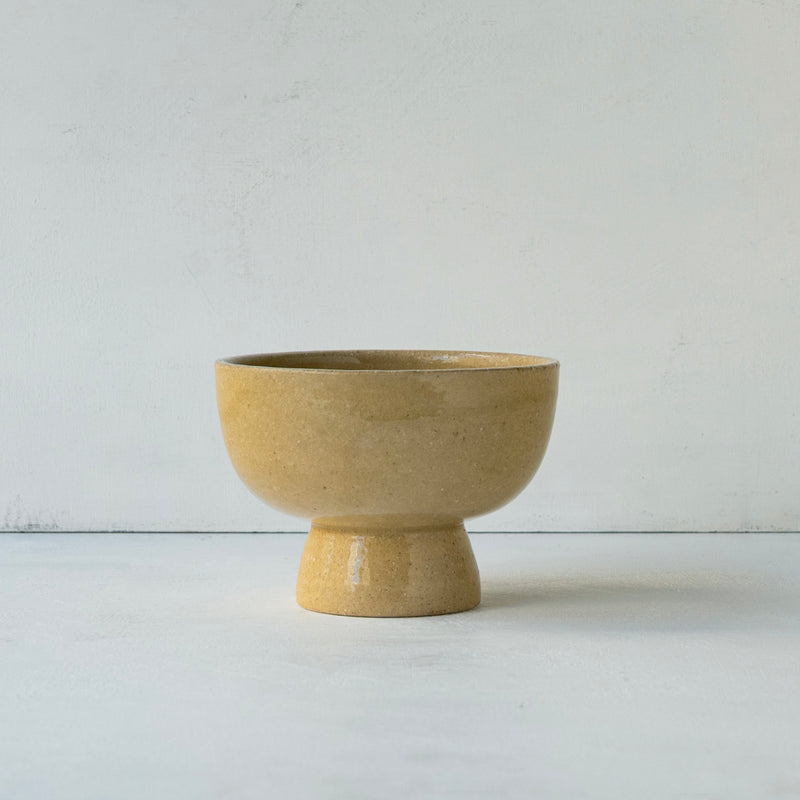 ●25-YM-89 Large Pedestal Bowl