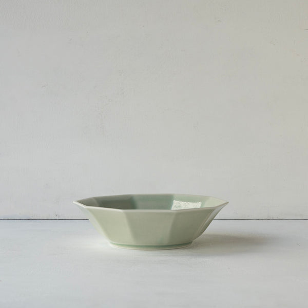 ●25-YM-81 Celadon Shallow Bowl
