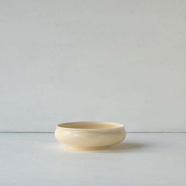 ●25-YM-86 Light beige Celadon Flat Bowl
