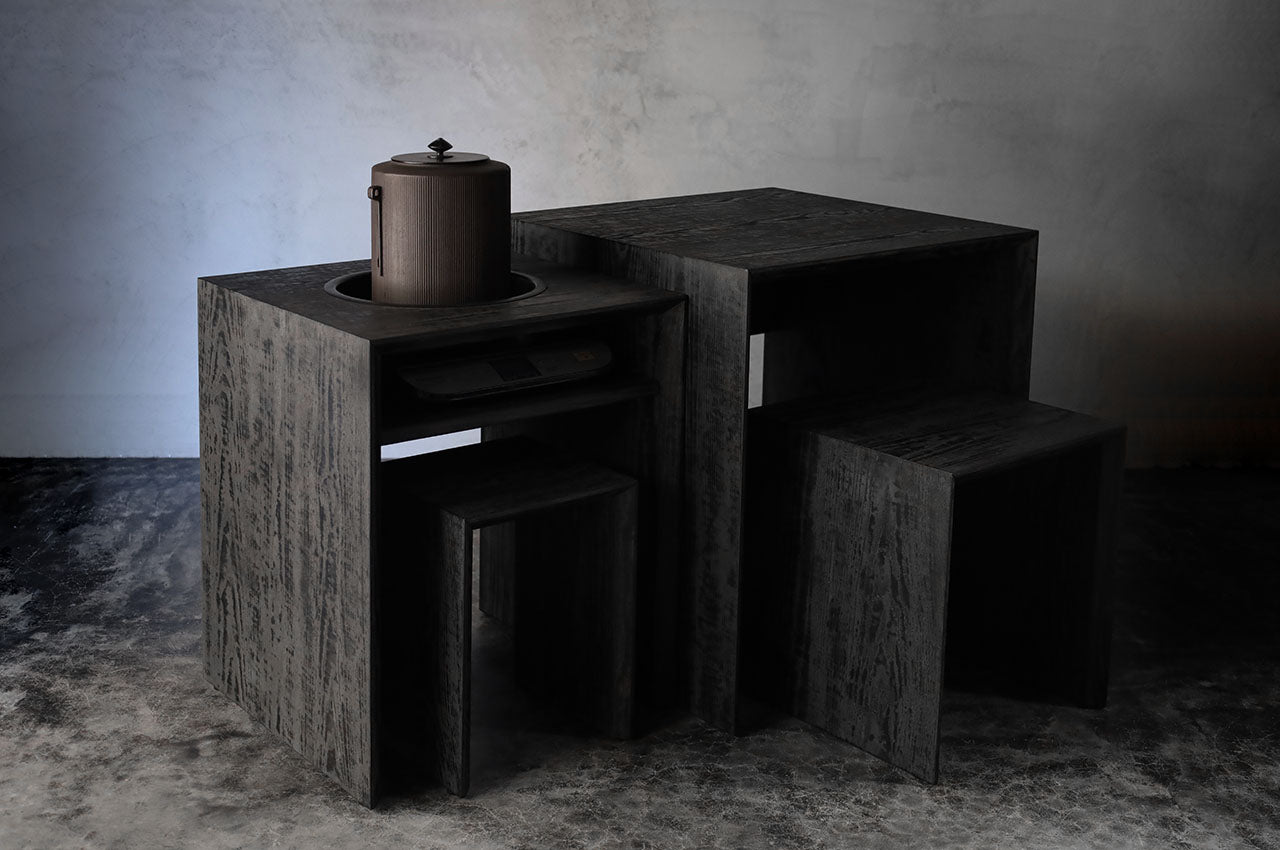Fuyou Ryurei-joku 4-piece Set Black (a set of tea service tables and chairs)