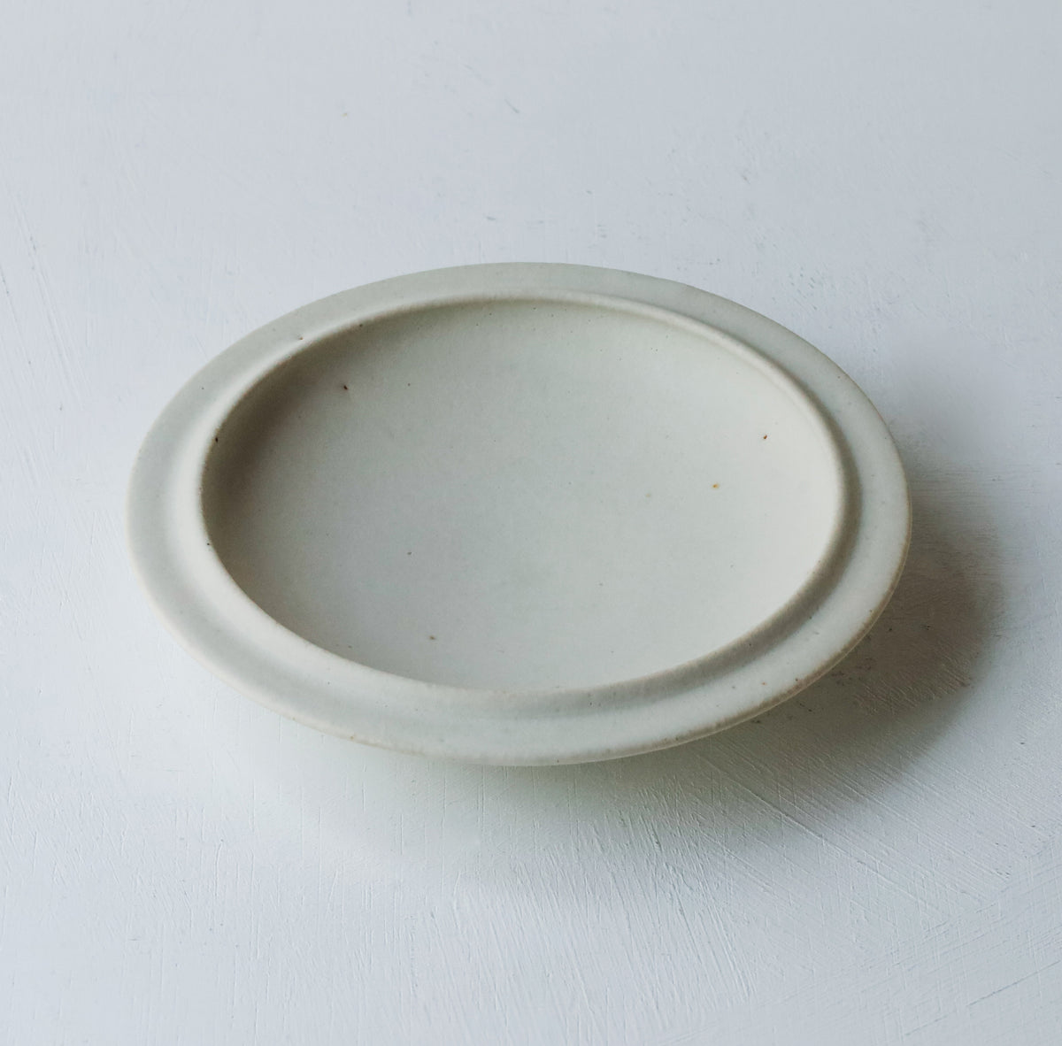 Atsushi Funakushi Round Plate White