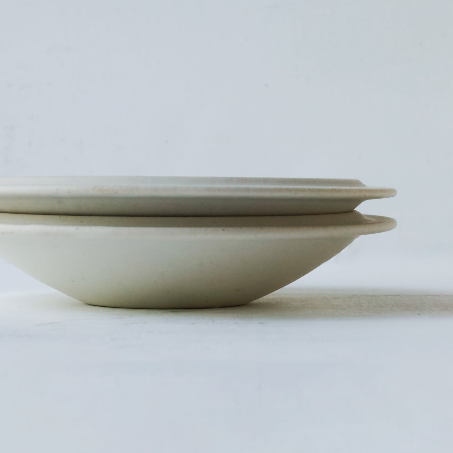 船串篤司 プレート round 15cm 白