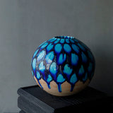 Touki Koubou Ichi / Seisai Marutsubo (Blue Glow Round Vase)