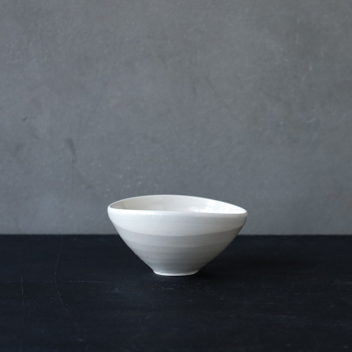 ●26-HN-39 Egg Bowl White
