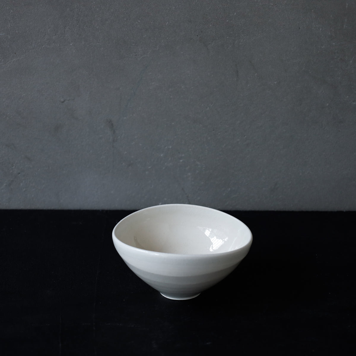 ●26-HN-39 Egg Bowl White