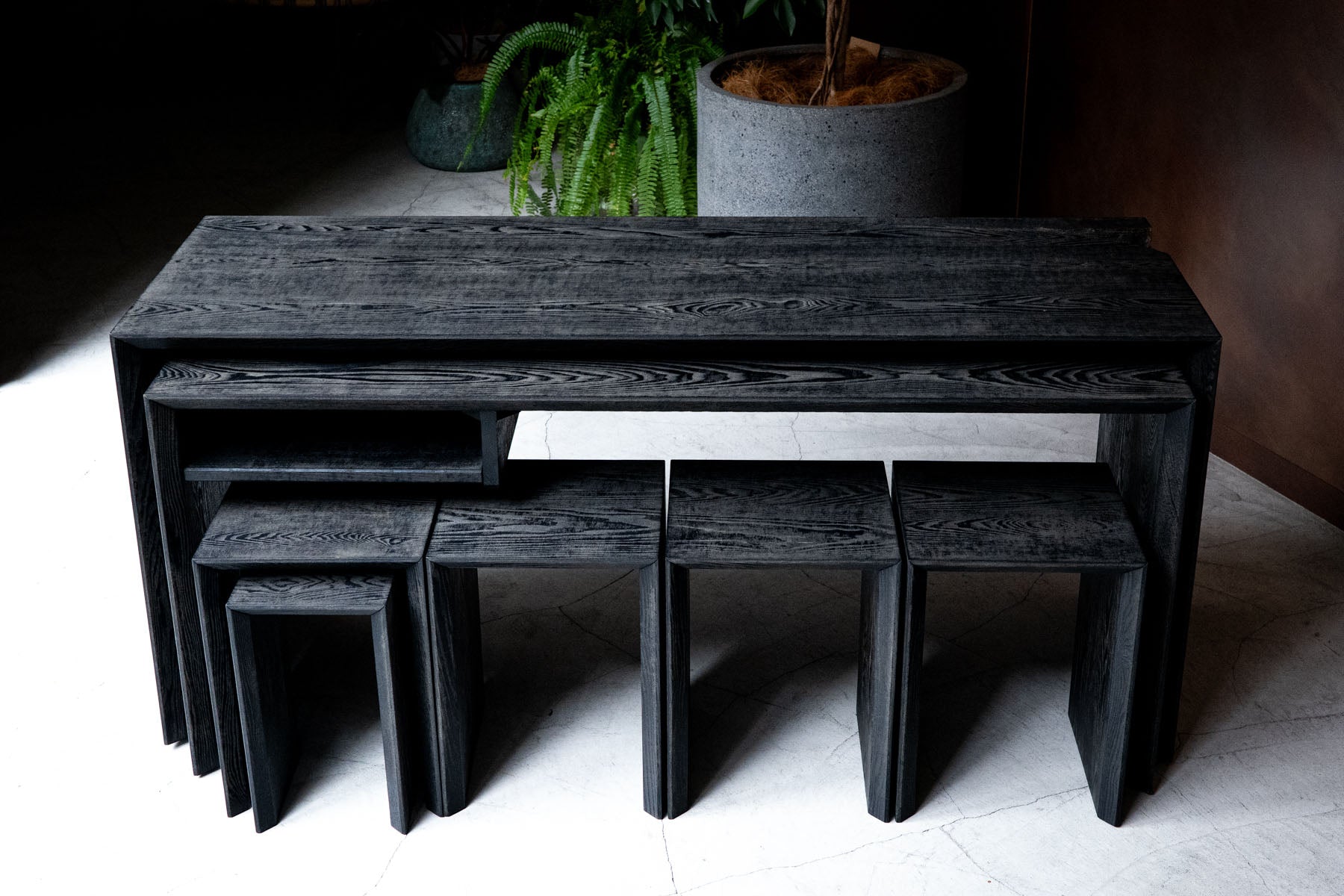 Fuyou Ryurei-joku 7-piece Set (a set of tea service tables and chairs)