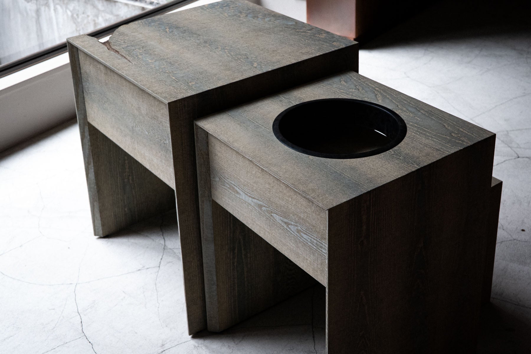 Fuyou Ryurei-joku 4-piece Set (a set of tea service tables and chairs)