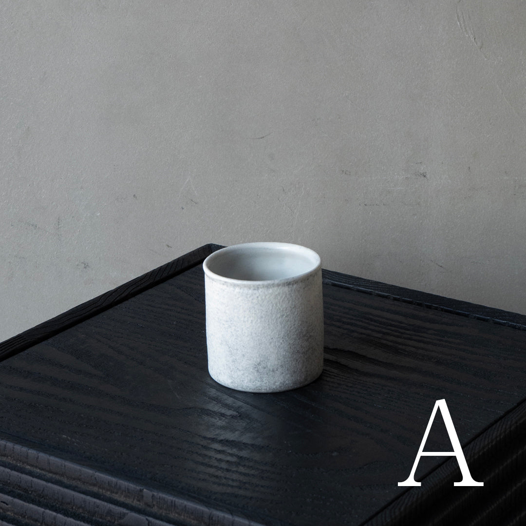 25-10S 戸塚佳奈 白い筒