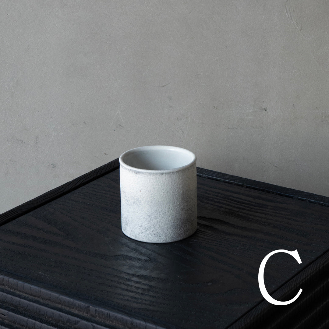 25-10S 戸塚佳奈 白い筒