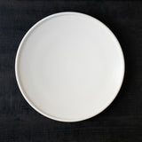 25-10S やまほん陶房 白釉 22cm皿 玉縁