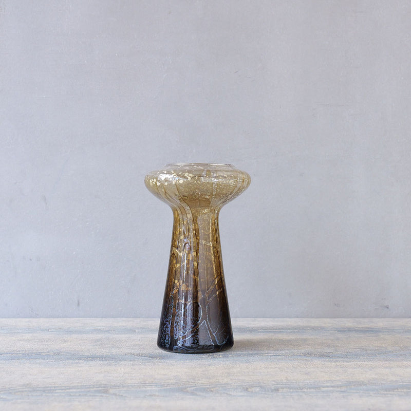 ●25-YT25 Vase S