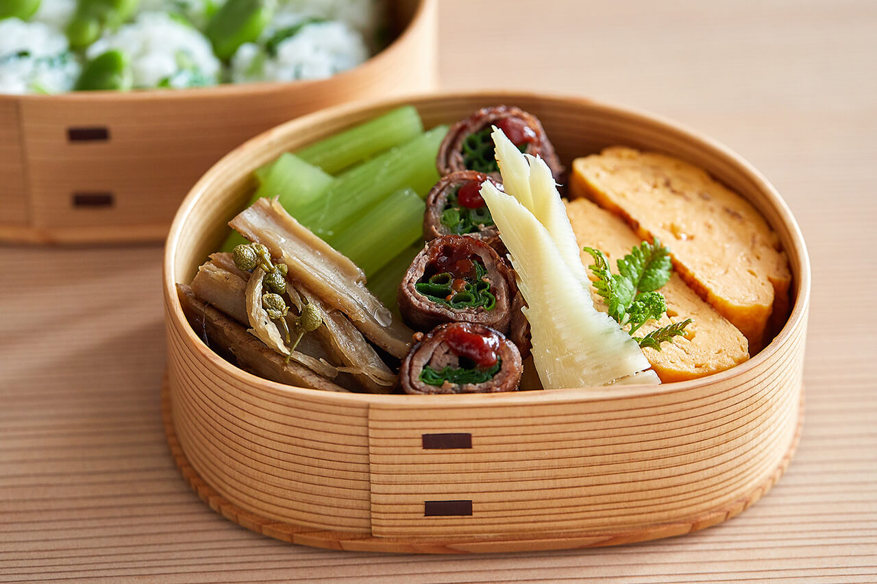 ◆Ryobian - Oval "Magewappa" Lunch Box (2-tier, Gift)