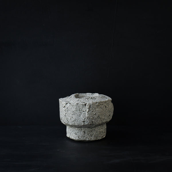 Gaku Nakane Cracked Vase 25-D