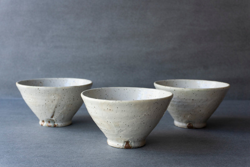 ●22-TM17 Osamu Makiya Kohiki with Black Spots bowl（Large）