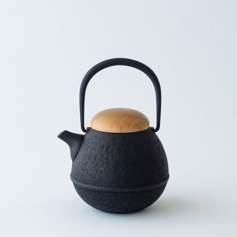 空間鋳造 鉄急須 Egg 小 黒 木蓋