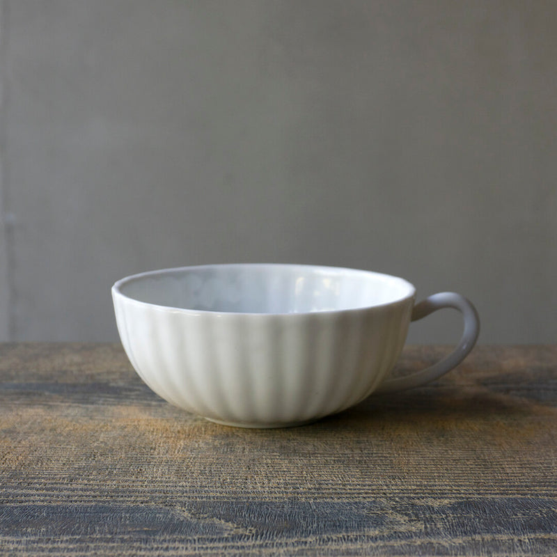 Yuichi Murakami - White Porcelain Tea Cup "Rinka"