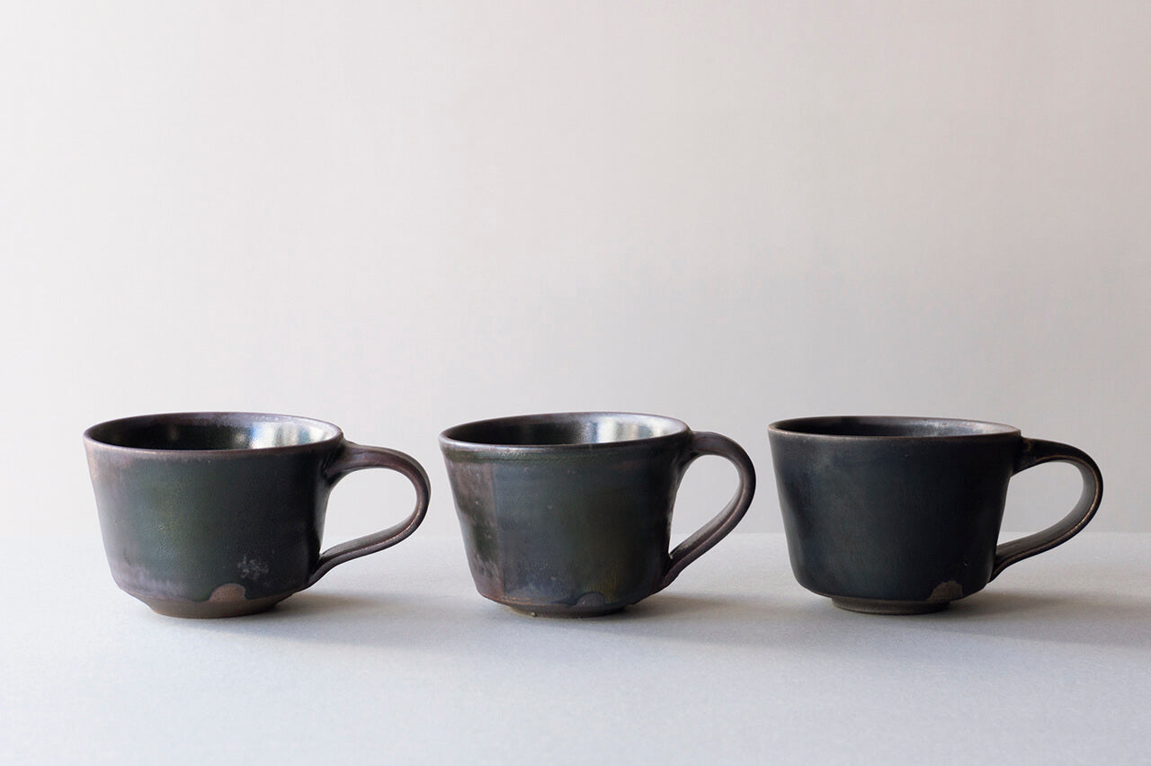 Yukiko Kiln Coffee Cup "Kuro (Black)-Karatsu"