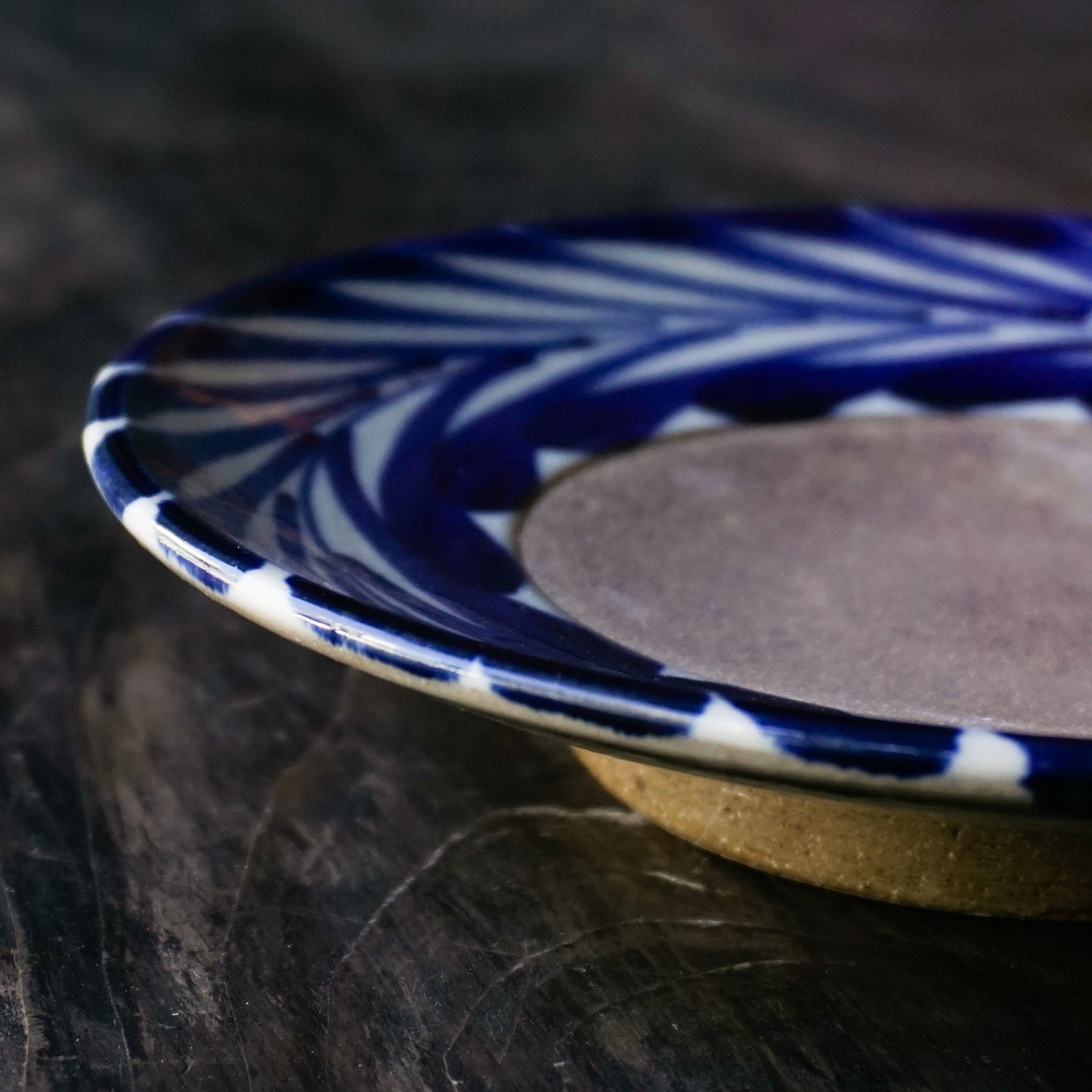 陶房眞喜屋 6寸皿 ソテツ