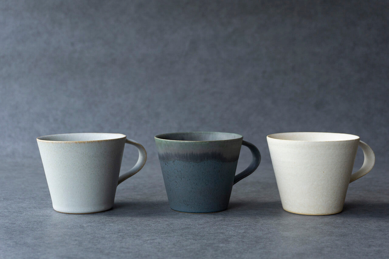 安藤由香 マグカップ 台形 BG