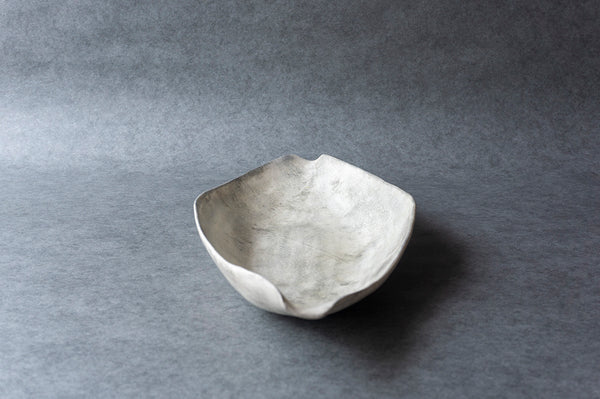 Yuko Ikeda Canoe-shaped Plate with Overglazed Silver (Large) B