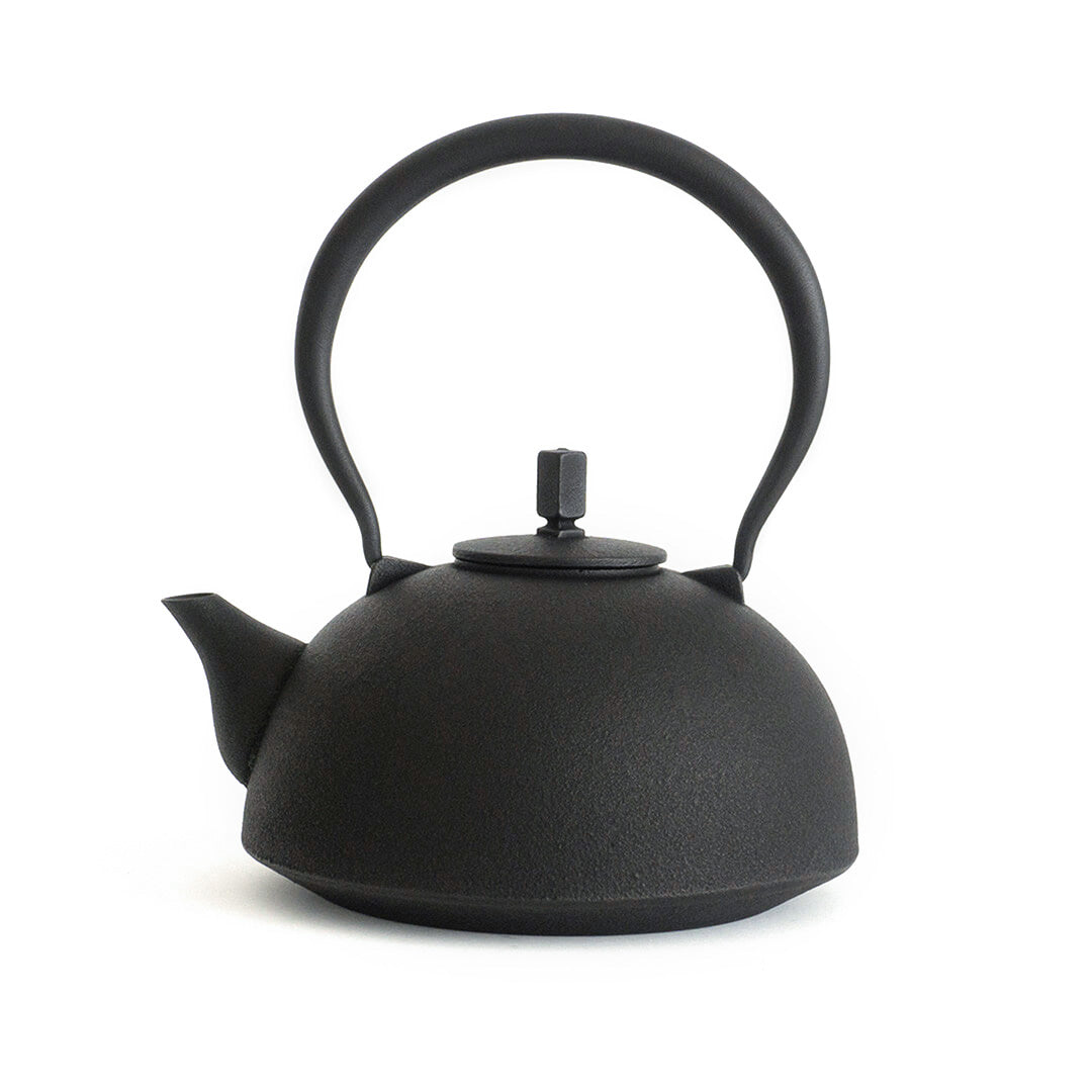 Kukan Chuzo / Nanbu Cast Iron Kettle L