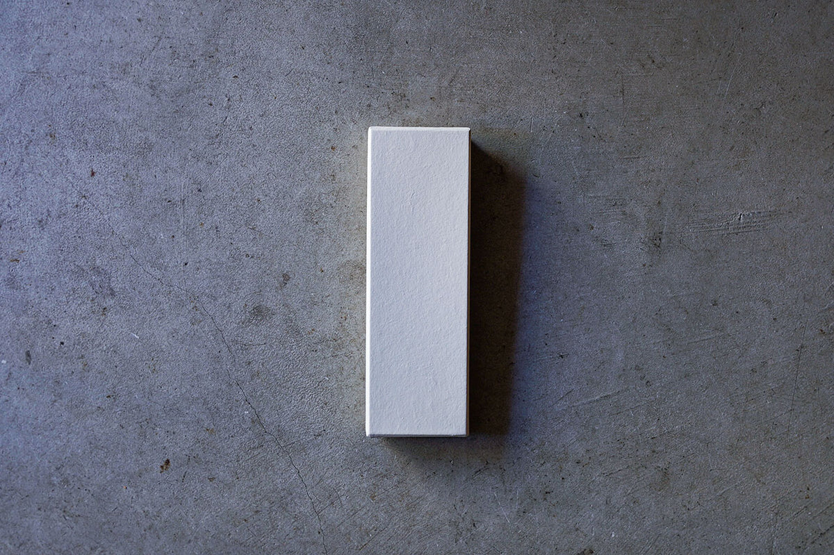 ハタノワタル 筆箱 WH – 雨晴/AMAHARE