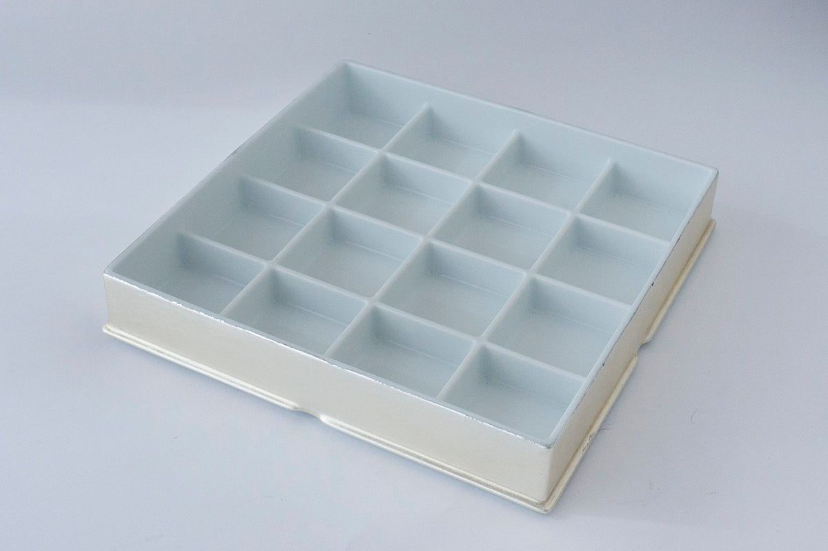 李荘窯 家型三段重 銀箔 – 雨晴/AMAHARE