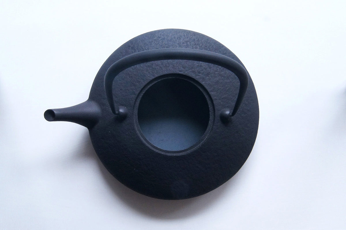 Moon_-m-04_1200x.jpg?v=1751940915