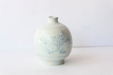 ●22-TO16 Shingo / White porcelain vase with inlay design