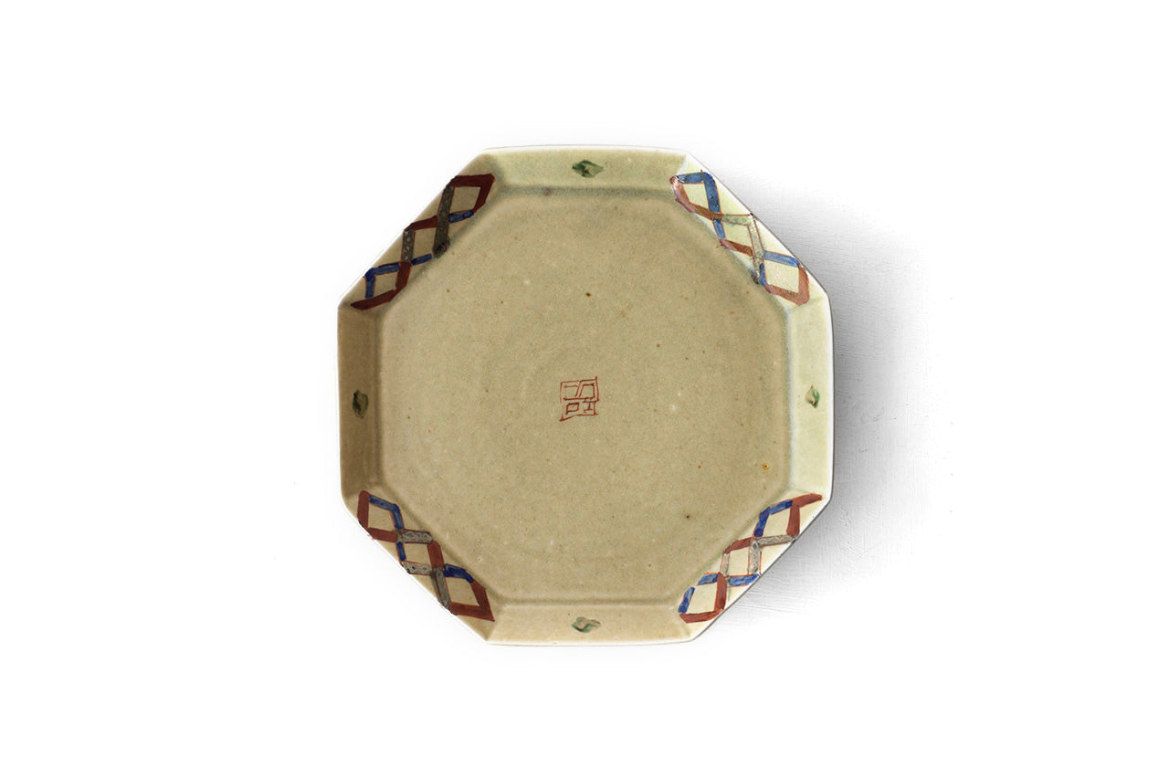 ●22-TO30 Shingo / Overglaze red enamel plate