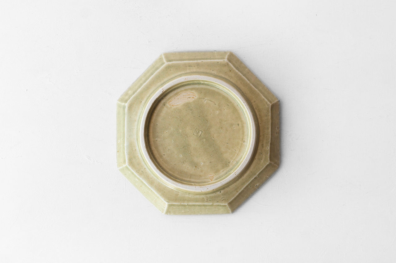 ●22-TO30 Shingo / Overglaze red enamel plate