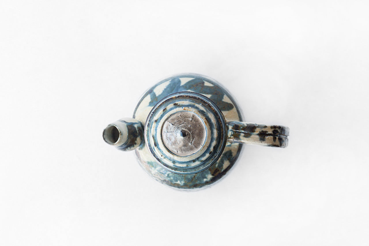 ●22-TO8 Shingo / Annam underglaze blue vase with handle