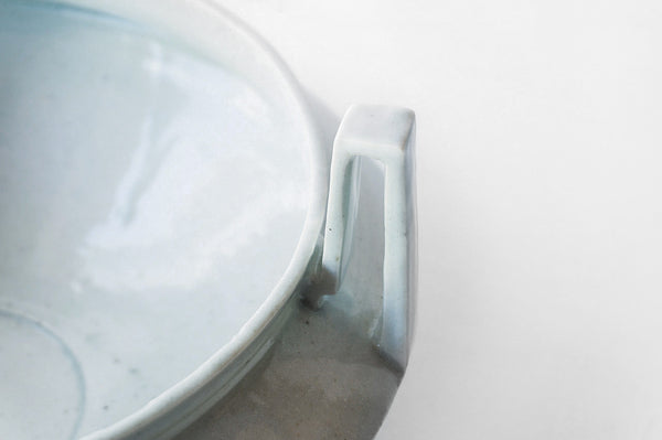 ●22-TO9 Shingo / White porcelain vase with handle