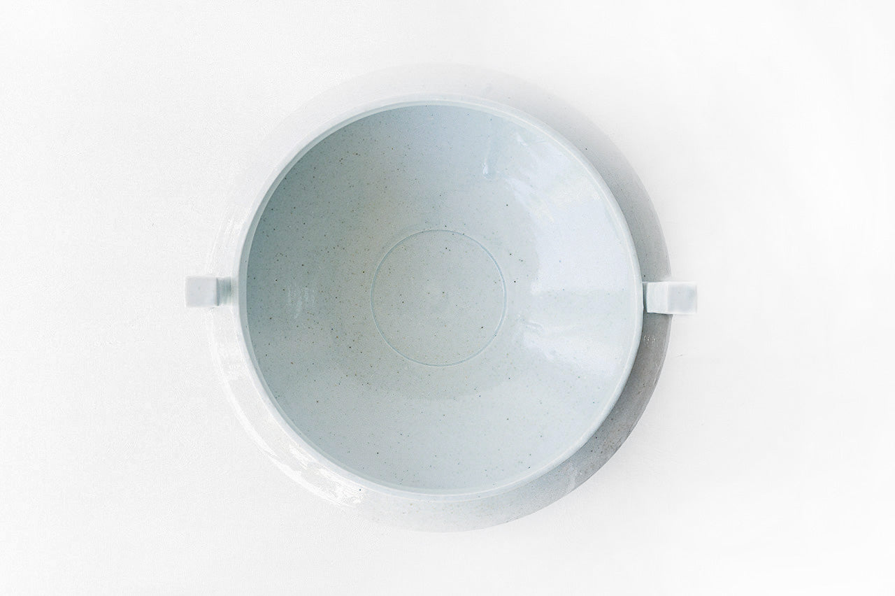 ●22-TO9 Shingo Oka / White Porcelain Vase with Handles