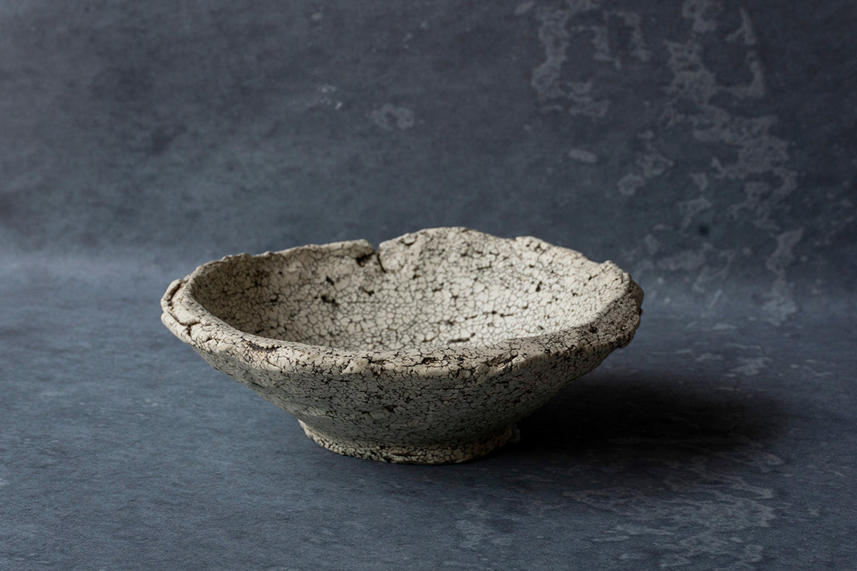 中根学 罅 \"ヒビの器\" / 陶器 陶芸 皿 工藝 工芸 民藝 美術 芸術 作品 Gaku Nakane (@gaku_nakane) • Instagram photos and videos